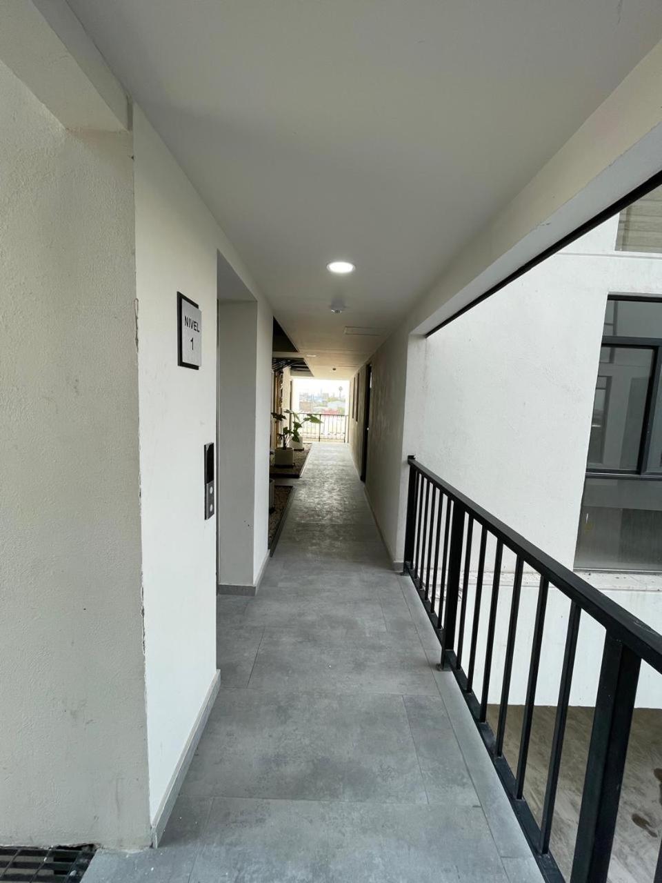 Depa Familiar Centrico Gdl Con Estacionamiento Lägenhet Guadalajara Exteriör bild